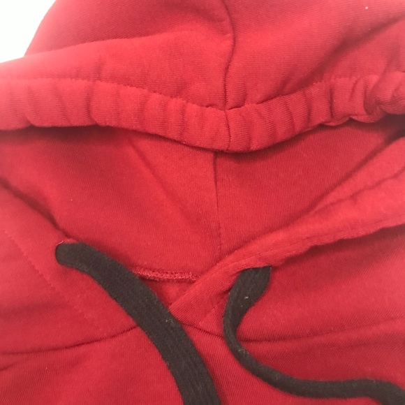 US XS. red hoodie. Slightly used condition. No stains. - Picture 5 of 6
